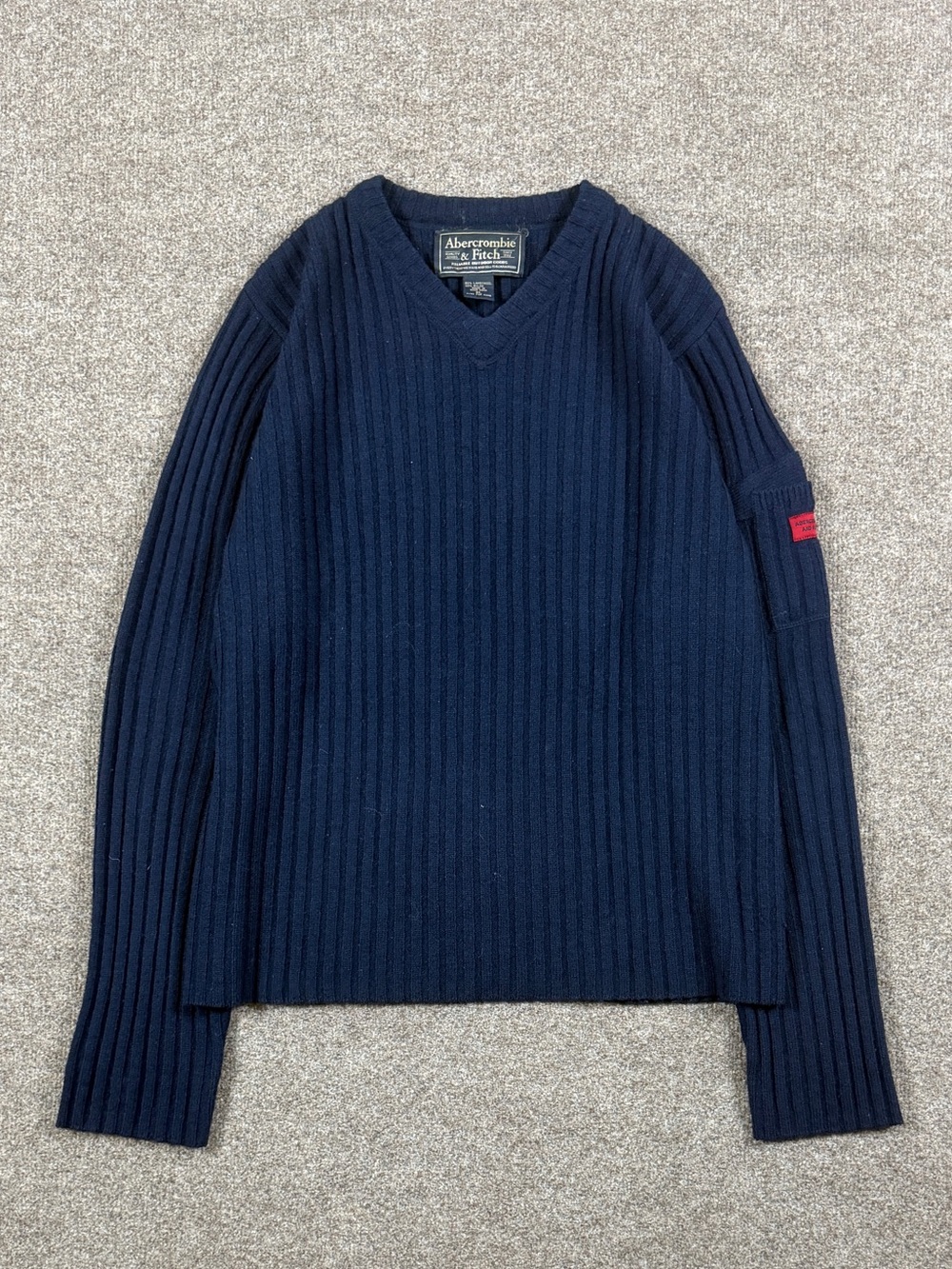 Vintage Abercrombie & Fitch Navy Blue Ribbed Knit V-Neck Wool Sweater Men’s XL